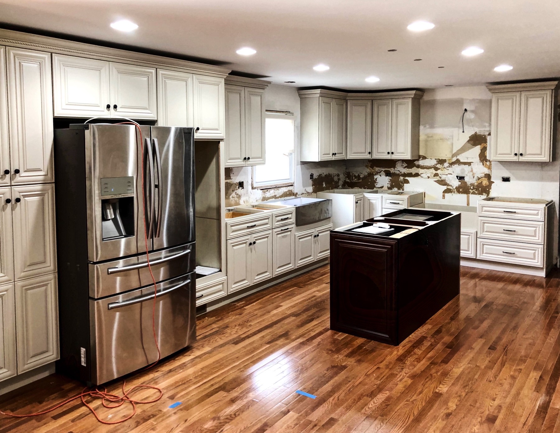 Traditional Kitchen Remodel by Andronic Construction & Remodeling project photo
